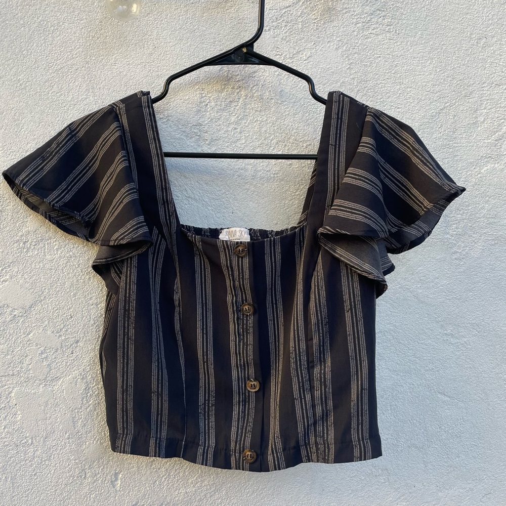 PUFFY SLEEVE BLOUSE